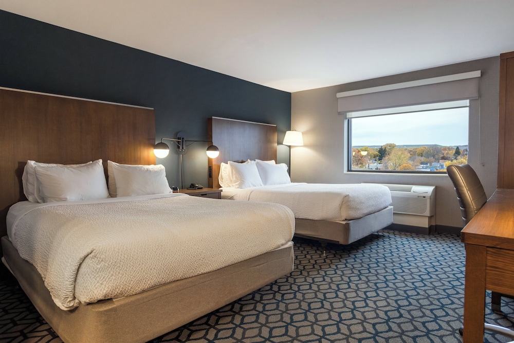 Crowne Plaza Niagara Falls NY Riverside by IHG - photo 5