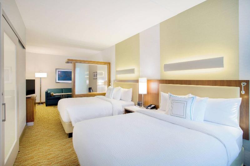 Springhill Suites Mount Laurel - photo 28