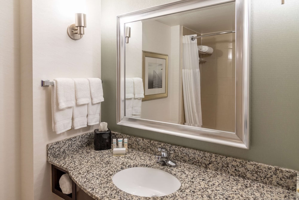 Hilton Garden Inn North Little Rock - photo 40