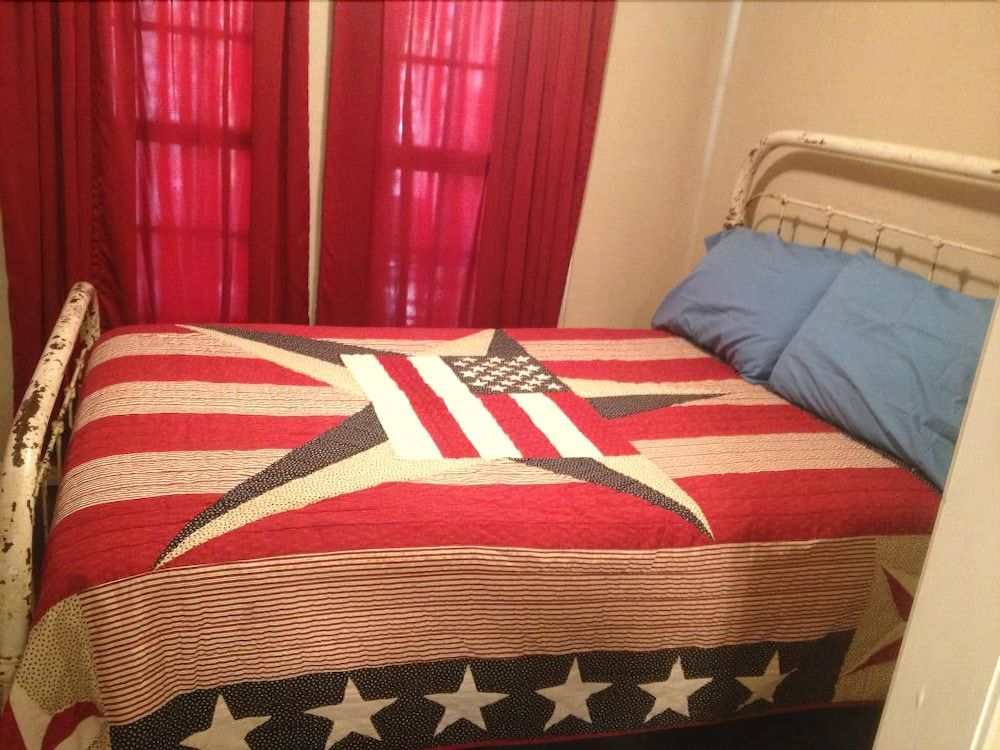 Bluebonnet Inn - photo 11