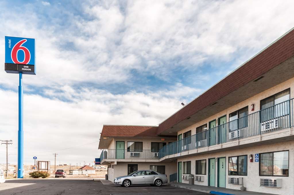 Motel 6 Green River UT - featured photo