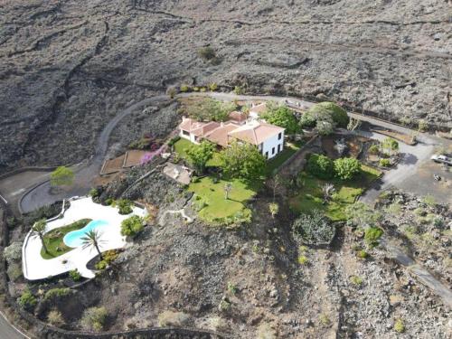 La Rayuela Suites - carbon neutral hotel in Frontera