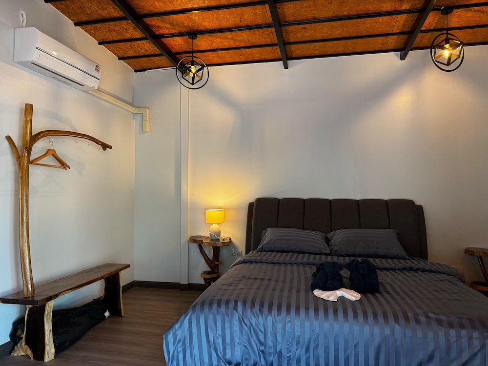 Marinthara Homestay 22321756 — Khura Buri