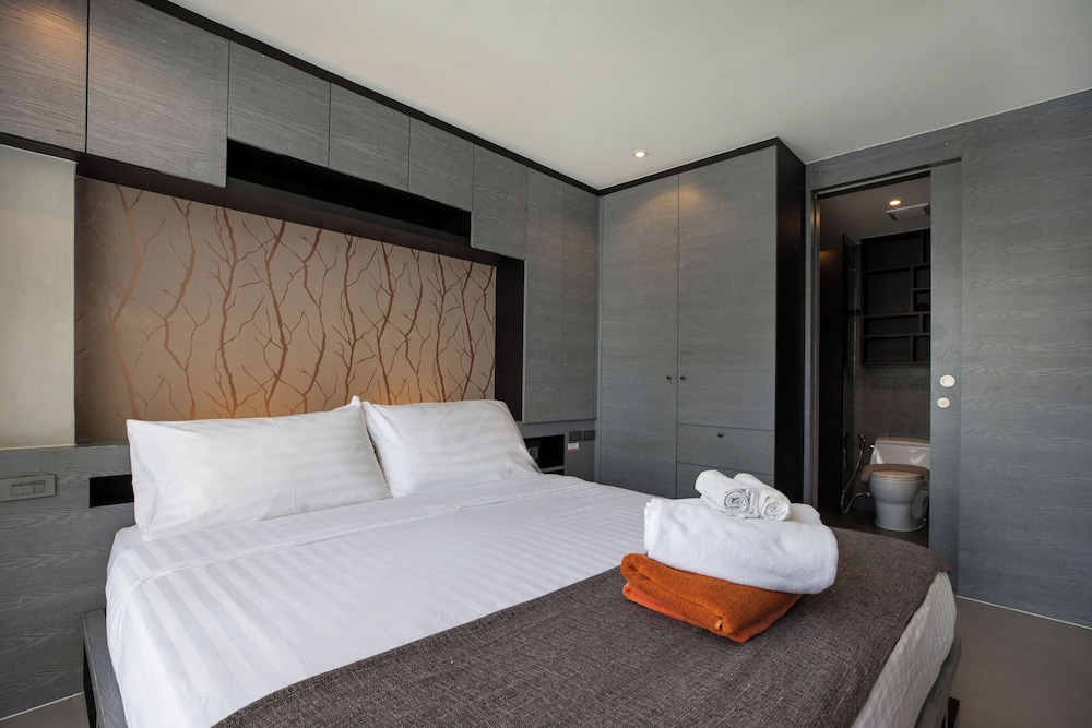 Citygate 2br Pool View Condo B207 8 — 5-Star Luxury Hotel in Phuket, Thailand