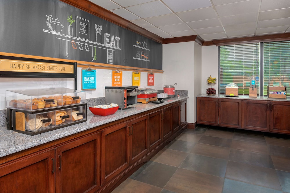 Hampton Inn Boston Marlborough - photo 25