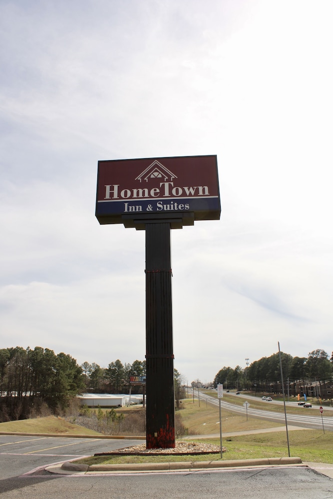 HomeTown Inn & Suites - photo 37