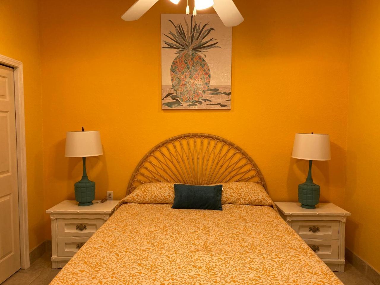 3gulls Inn Ozona Boutique Hotel Steps From Restaurants & Brewery Swimspa Pool Pet Friendly - photo 14