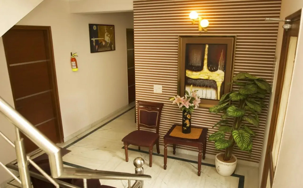 Tree Top Greens Serviced Apartment