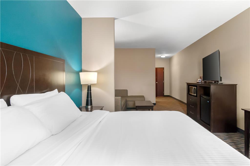 Best Western Plus Hiawatha Hotel - photo 23