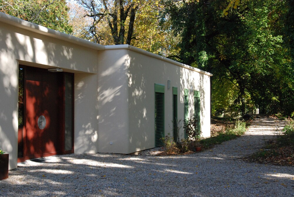 Le Clos de l’Oiselon in Saint-Jean-Le-Vieux, France