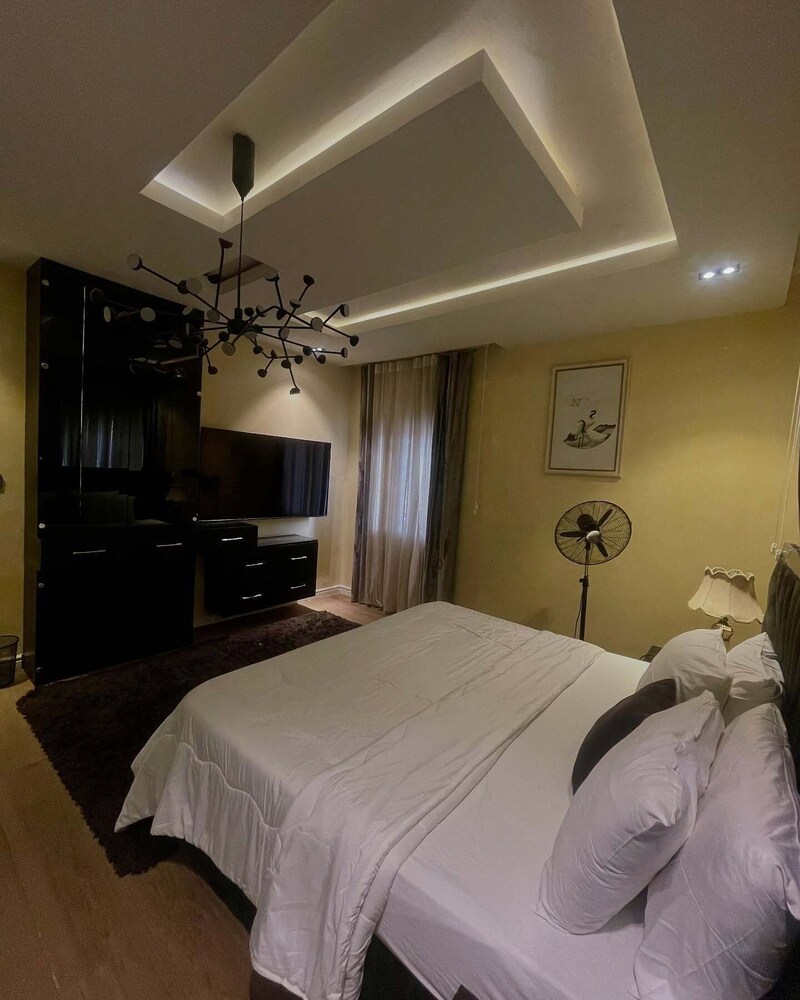 Reign Luxury Apartment — 4-Star Luxury Hotel in Abuja, Nigeria