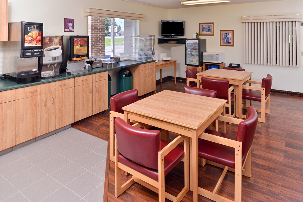 Americas Best Value Inn & Suites Spring Valley - photo 27