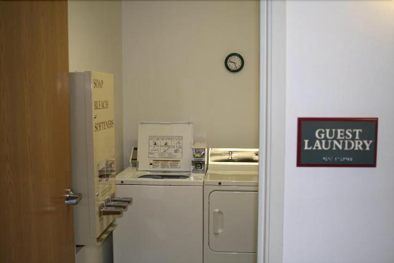 River Valley Inn & Suites - photo 34