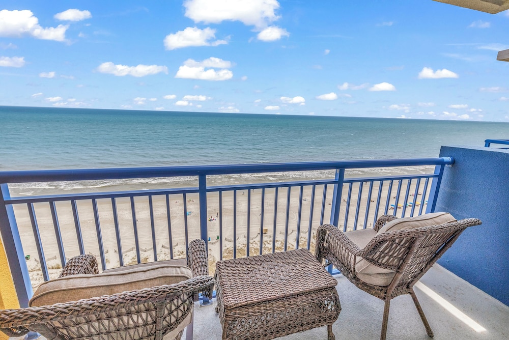 Stunning Oceanfront View Atlantica Tower - photo 22