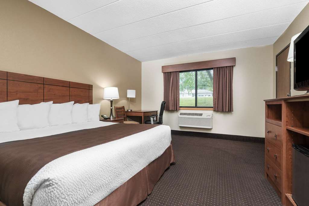 AmericInn by Wyndham Lake City - photo 13
