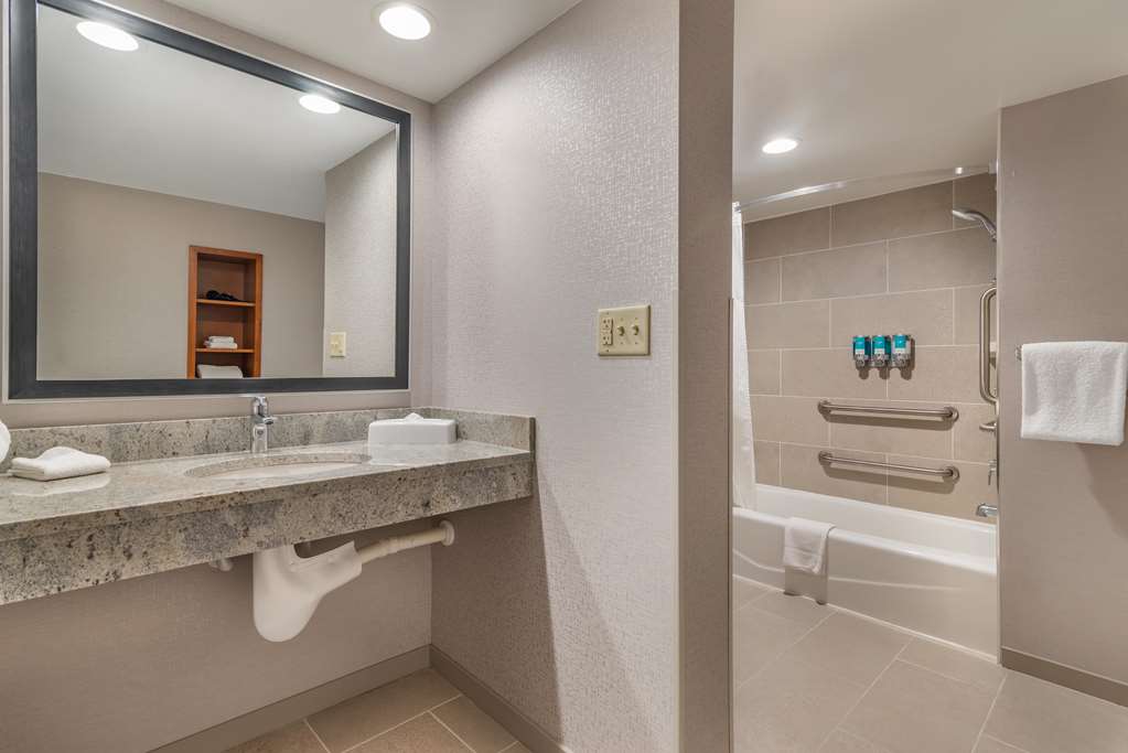 Drury Inn & Suites Atlanta Airport - photo 38