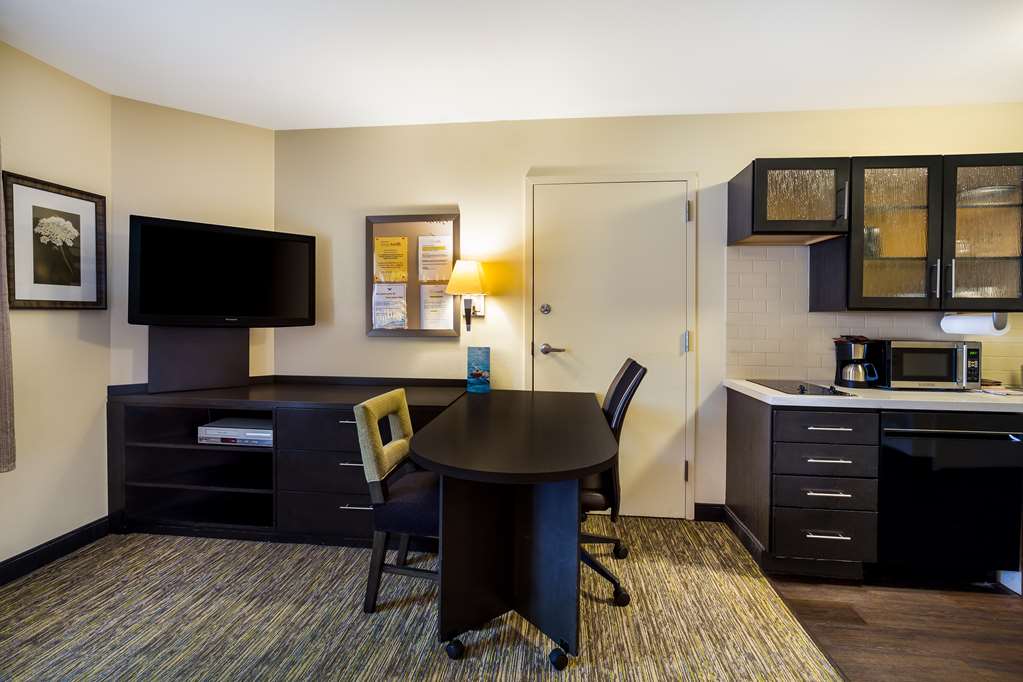 Sonesta Simply Suites St Louis Earth City - photo 21
