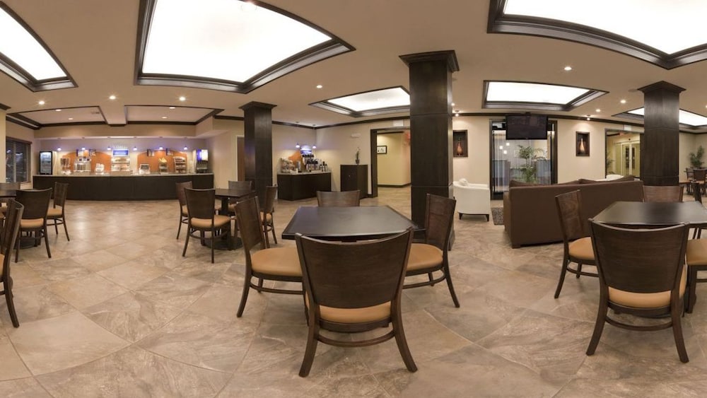 Holiday Inn Express Hotel & Suites Albuquerque Airport by IHG - photo 15