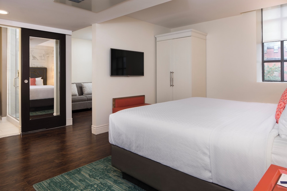 Hotel Indigo Baltimore Downtown by IHG - photo 30