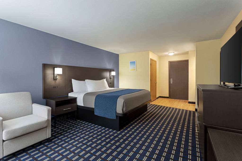 Days Inn by Wyndham Chillicothe - photo 31