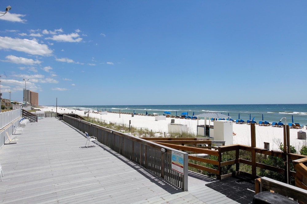 Regency Towers Beach Resort by Panhandle Getaways - photo 35
