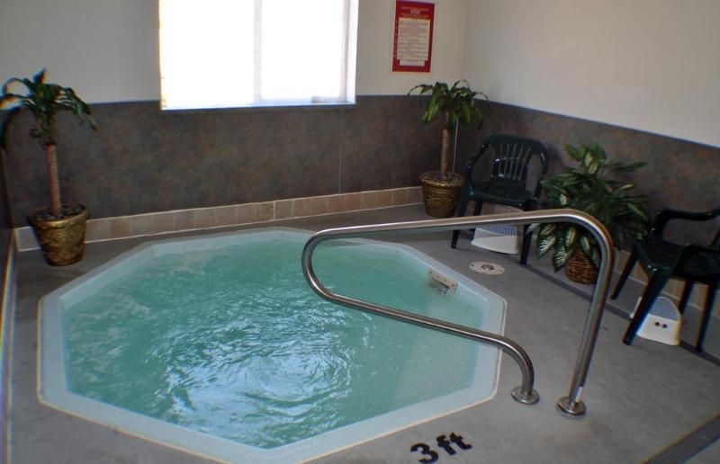 Paradise Inn and Suites - photo 15