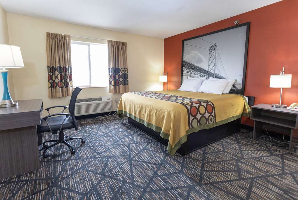 Super 8 by Wyndham Big Rapids - photo 15