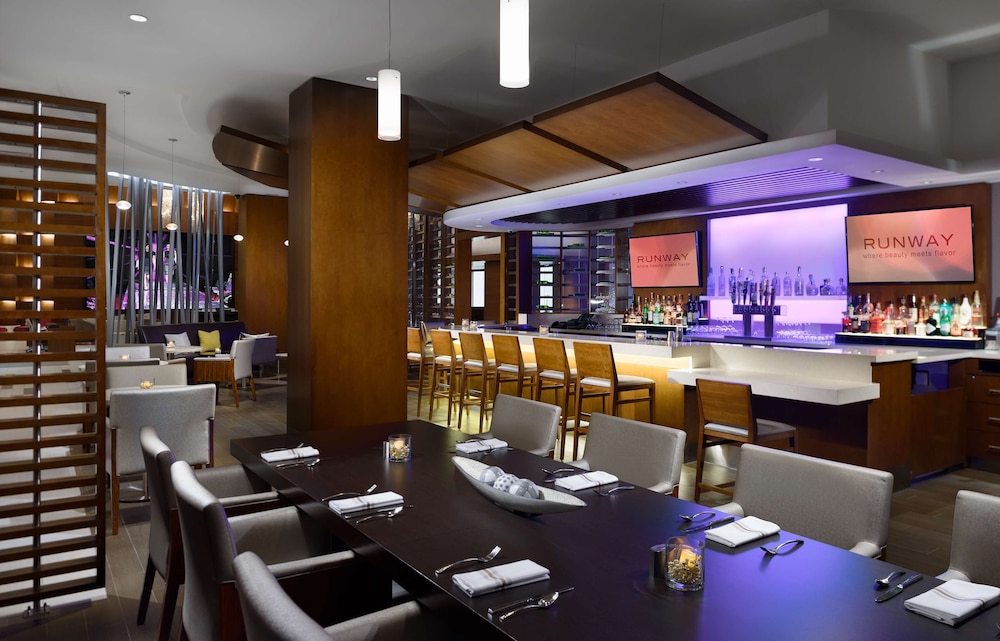 Hilton Woodland Hills Los Angeles - photo 48