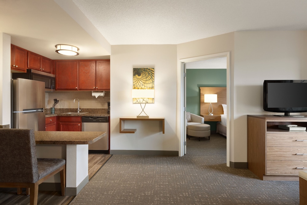 Staybridge Suites Tampa East Brandon by IHG - photo 13