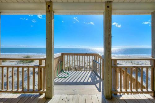 Humble by the Sea - photo 7