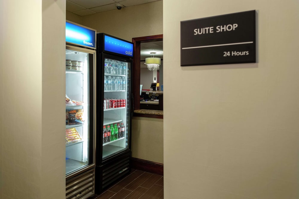 Hampton Inn Atlanta Fairburn - photo 39