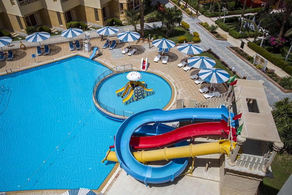 Amc Royal Hotel & Spa