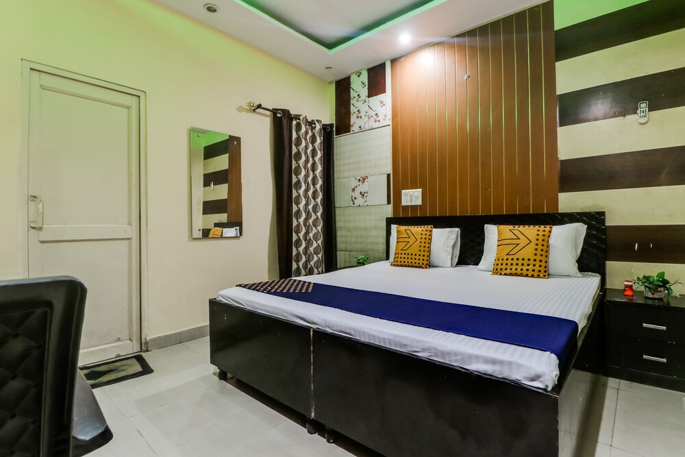 Spot On 61068 Hotel Kr — hotel in Sector