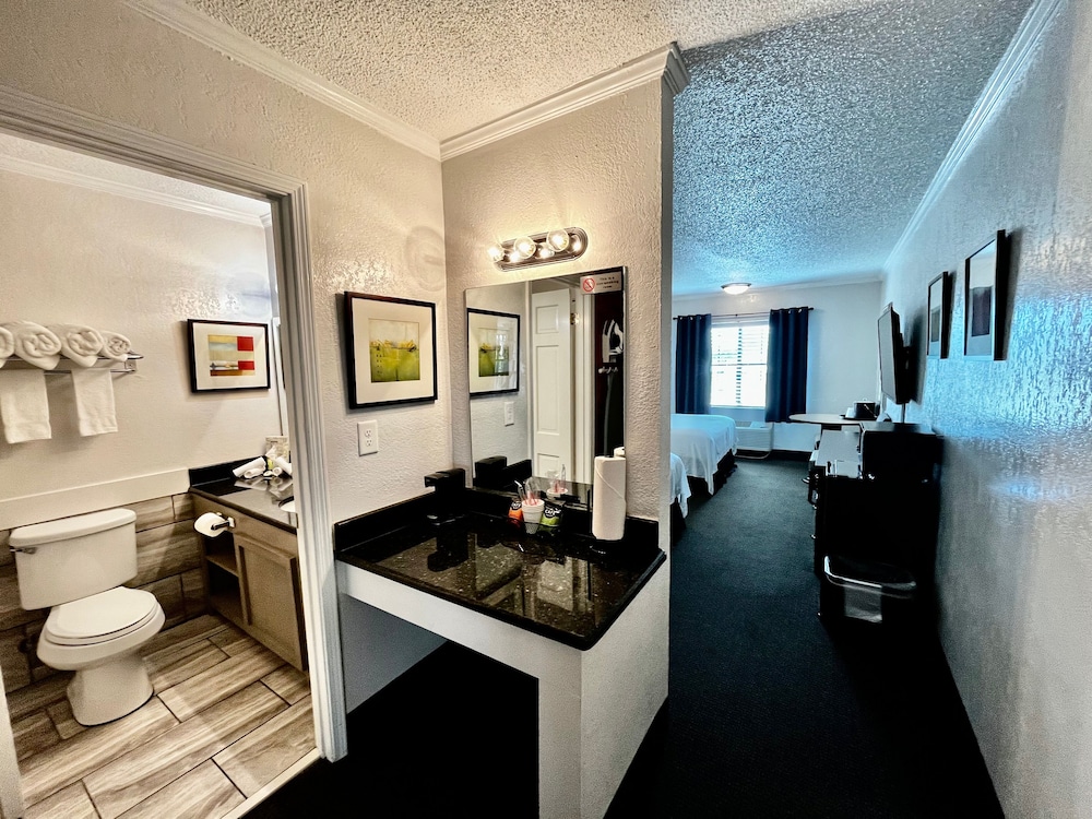 At Home Inn & Suites - photo 33