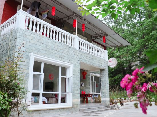 Guoyuanminsu - carbon neutral hotel in Chengdu