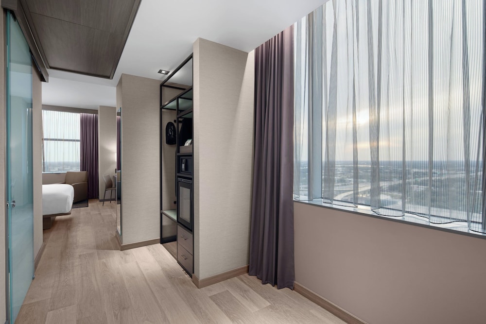AC Hotel by Marriott Orlando Downtown - photo 10