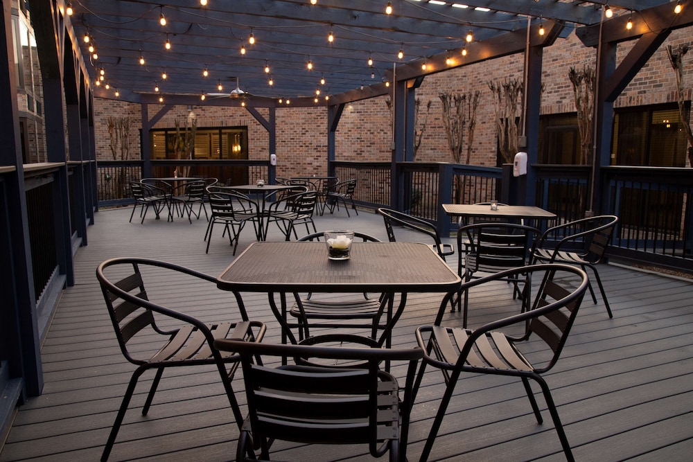 DoubleTree by Hilton Hotel Jackson - photo 48