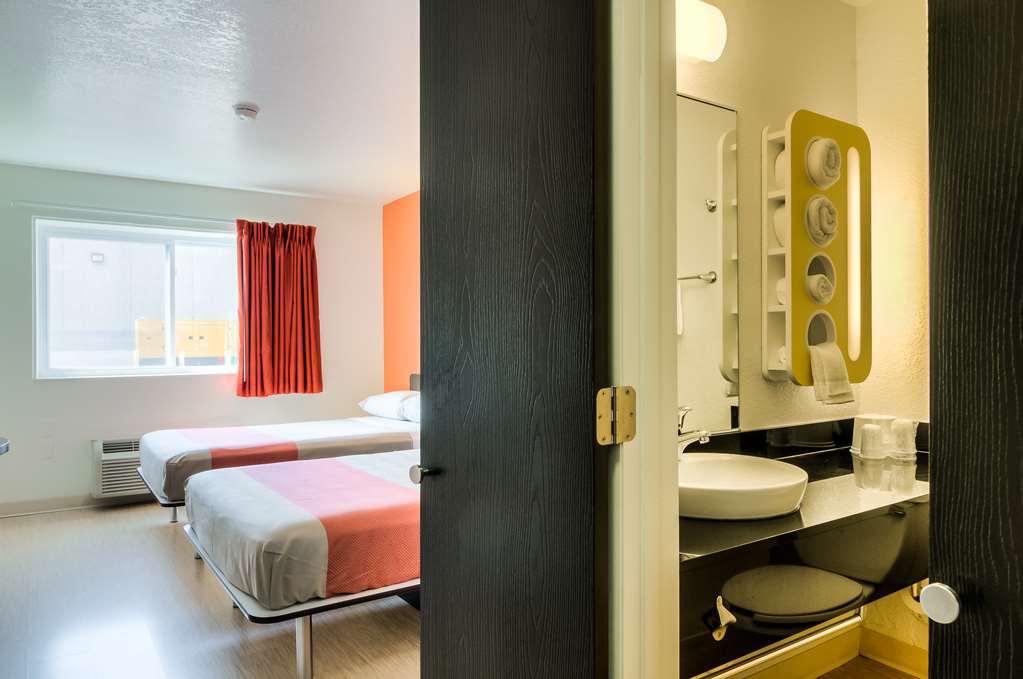 Motel 6 Arlington Heights IL Chicago North Central - photo 8