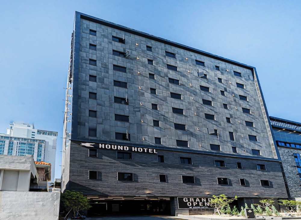 Hound Hotel Daeyeon - last minute hotel in Busan
