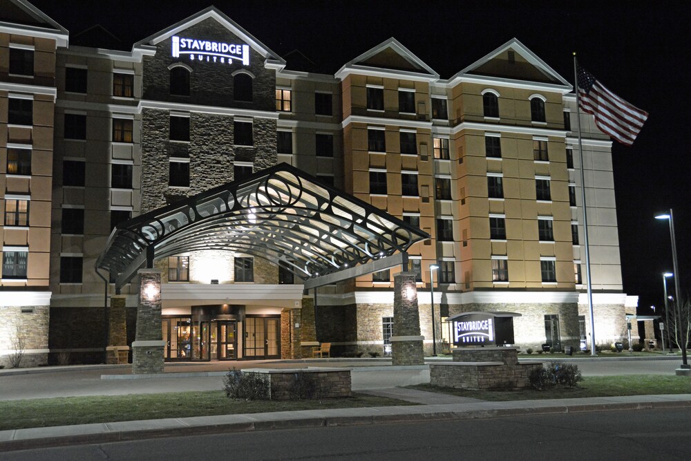 Staybridge Suites Albany Wolf Rd Colonie Center by IHG - photo 40