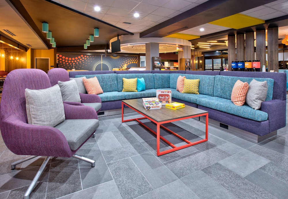 Tru by Hilton San Antonio at the Rim - photo 5