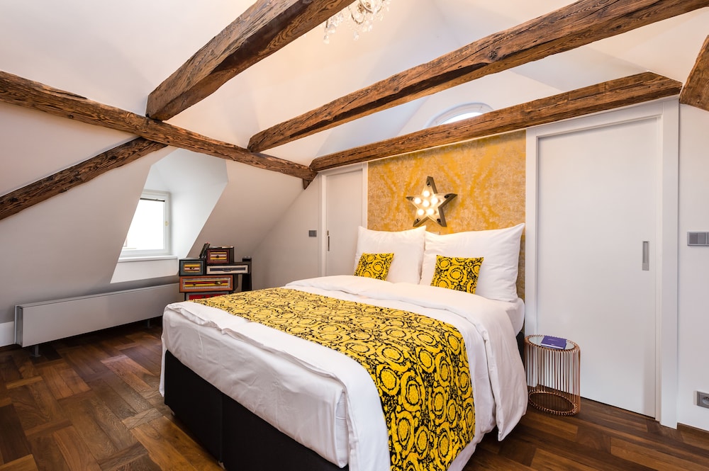 EMPIRENT Apartments Prague Castle — 4-Star Luxury Hotel in Prague, Czech Republic