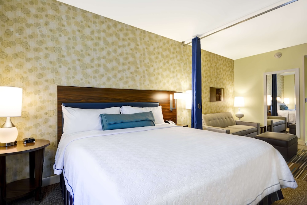 Home2 Suites by Hilton Dallas Addison - photo 10
