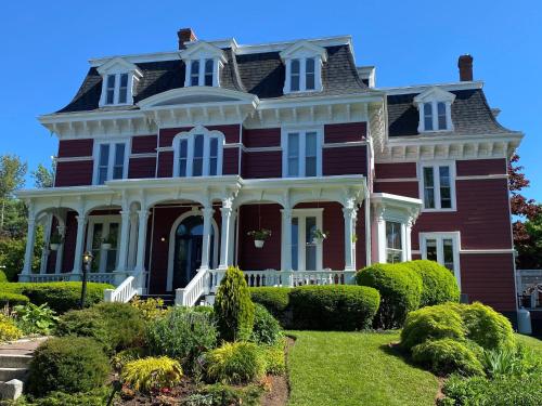Blomidon Inn