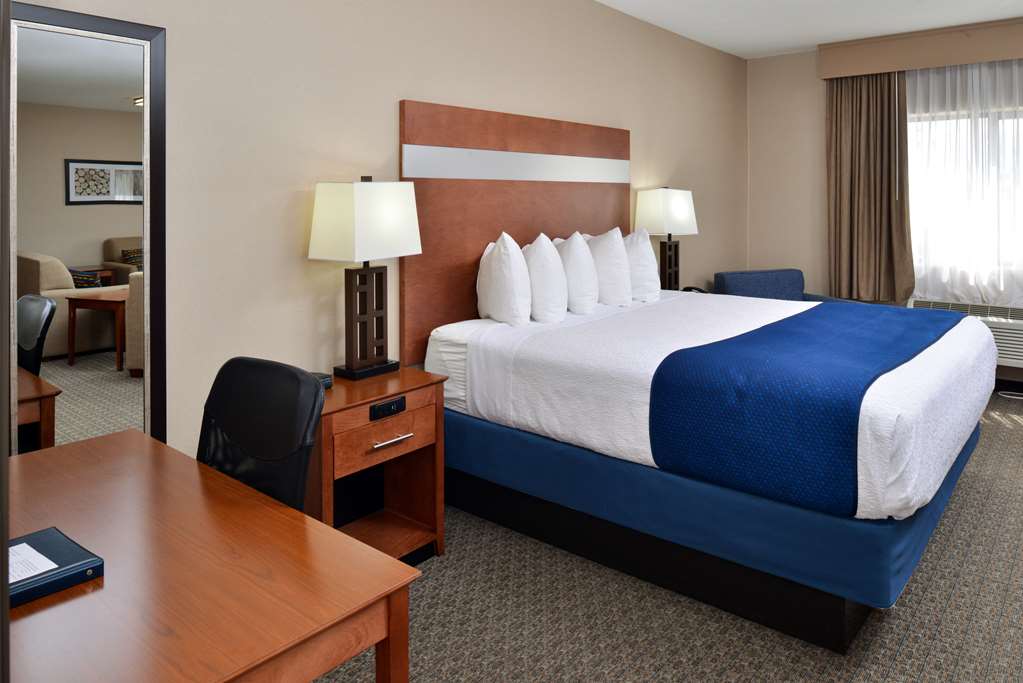 Best Western Big Spring Lodge - photo 20