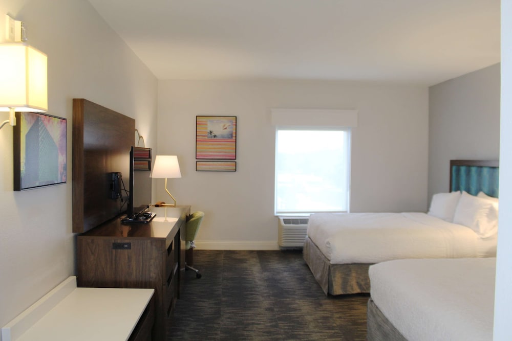 Hampton Inn & Suites Sarasota Bradenton Airport FL - photo 30