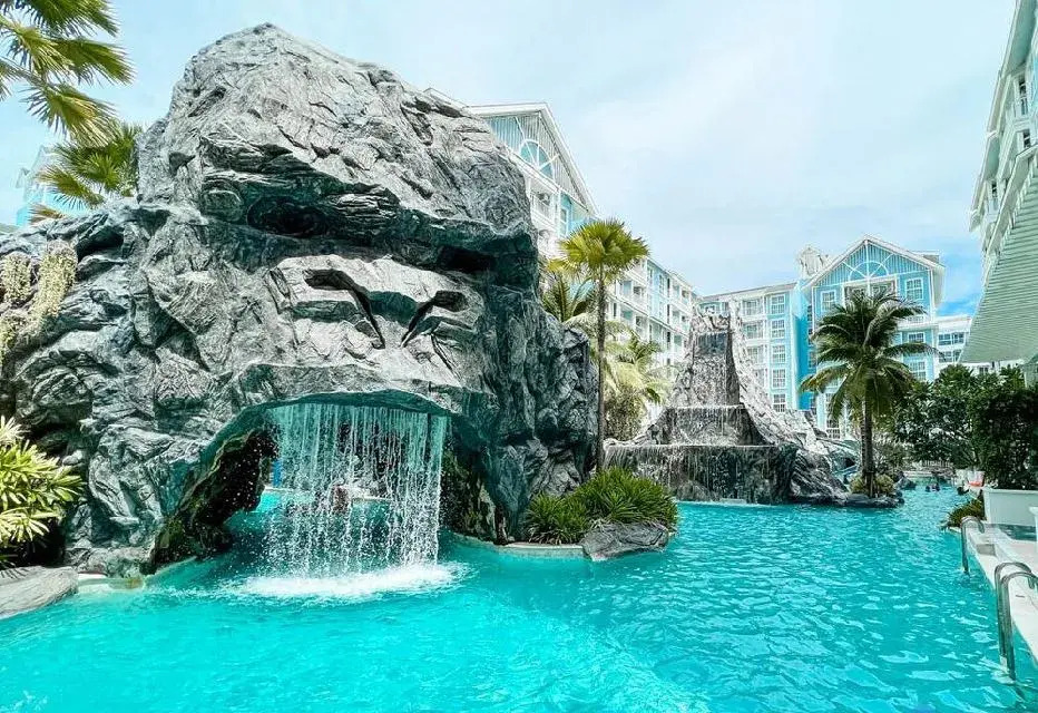Grand Florida Pattaya Beach Front — 5-Star Luxury Hotel in Pattaya, Thailand