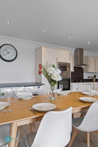 Smeatons by Pureserviced in Plymouth, United Kingdom