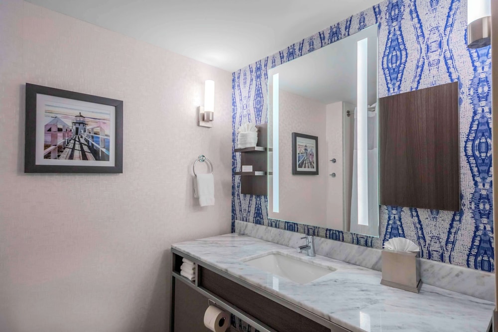 Hilton Garden Inn Freeport Downtown - photo 22