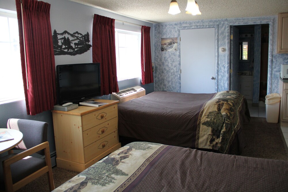 Elk Run Inn - photo 6